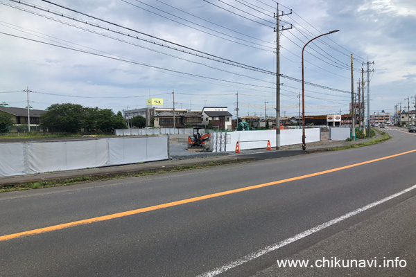 ディスカウントドラッグコスモス下中山店の敷地 [2024年7月28日撮影]