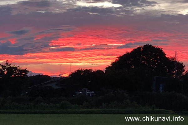 なかなかお目にかかれない赤い夕日 [2024年9月22日撮影]