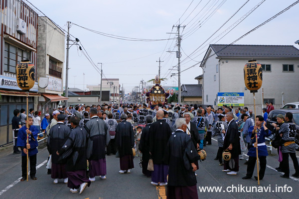 下館祇園まつり 本城町を渡御する明治神輿 [2026年7月23日撮影]
